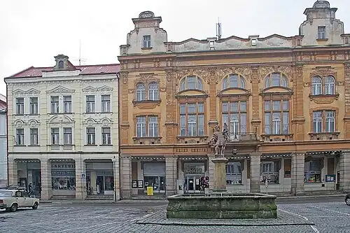 Nová Paka : hôtel Central.
