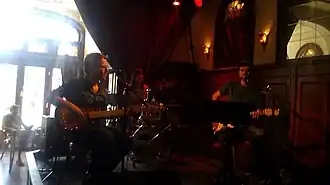 Description de cette image, également commentée ci-après