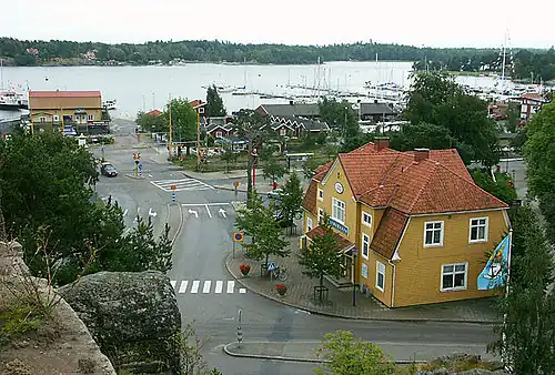 Port et gare de Nynäshamn.