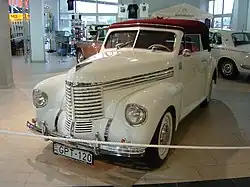 L'Opel Kapitän cabriolet n'est plus produite après la guerre.