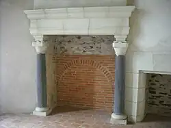 Cheminées de l'oratoire.