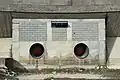 Vannes papillon permettant la vidange du réservoir (12&nbsp;m3/s max)