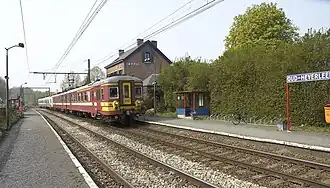 Train à quai (2008).