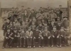 Ouvriers métallurgistes dans la région lilloise
