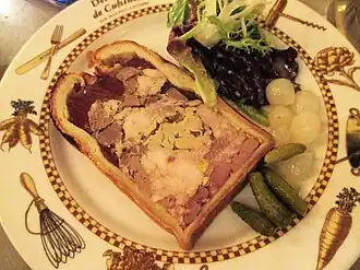 Pâté en croûte lyonnais.