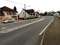 La route nationale 7 traversant la commune