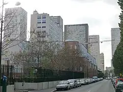 Silhouettes des immeubles de l'avenue de Choisy.