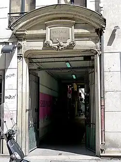 Passage du Ponceau.