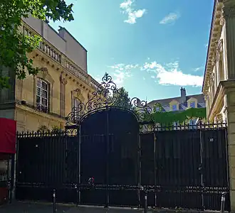 No&nbsp;23 : hôtel de Sagonne.