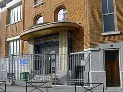 No&nbsp;27 : bains-douches.