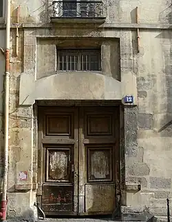 Porche d'entrée du no&nbsp;12