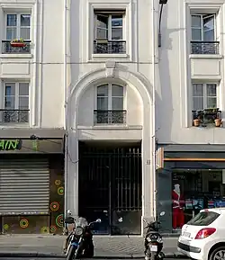 No&nbsp;63 : porte d'entrée.