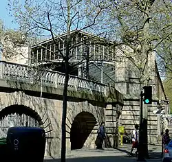 Station Corvisart vue du boulevard Auguste-Blanqui