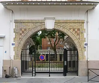 Portail d'entrée des nos&nbsp;10 et 12.