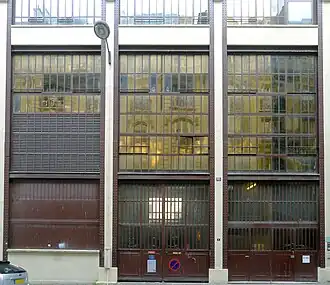 No&nbsp;10 : vestige d'activités industrielles.