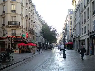 La rue Montmartre en 2007.