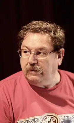 Description de cette image, également commentée ci-après