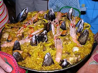 Paella mixte (viande et fruits de mer)→(es) Paella mixta (carne y marisco)→(ca) Paella mixta (carn amb marisc)