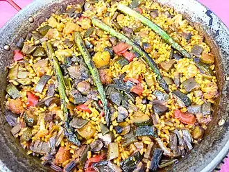 Paella végétalienne→(es) Paella de verduras→(ca) Paella de verdures