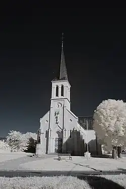 Église Saint-Antoine en infrarouge
