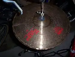 Cymbale Paiste 2002