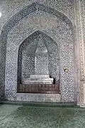 Niche abritant la tombe de Mohammed Rahim Khan Ier, dans la salle principale.