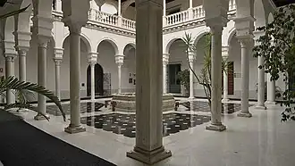 Patio Renaissance (1532) du Palais de Mañara à Séville.
