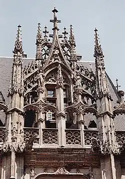 Les lucarnes du palais de justice de Rouen (début XVIe&nbsp;siècle).