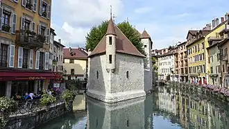 Image illustrative de l’article Palais de l'Isle