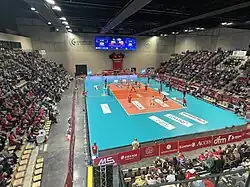 Description de cette image, également commentée ci-après