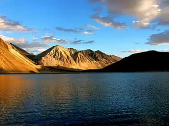 Image illustrative de l’article Lac Pangong