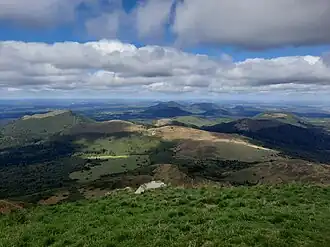 Image illustrative de l’article Chaîne des Puys - faille de Limagne