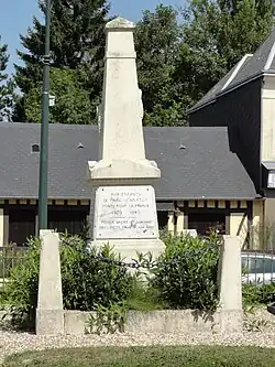 Monument aux morts.