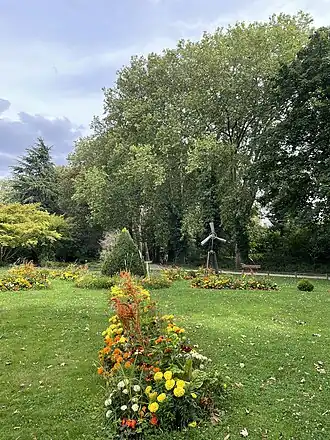 Image illustrative de l’article Parc de la Légion d'honneur