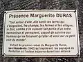 Plaque commémorative à Marguerite Duras (septembre 2015)