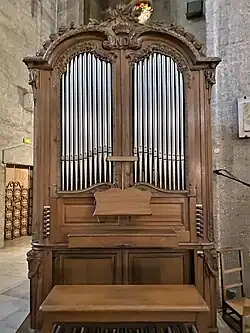 L'orgue de chœur.