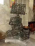 Lutrin en fer forgé.