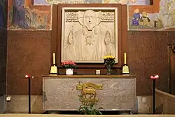 L'autel de la chapelle du Sacré-Cœur.