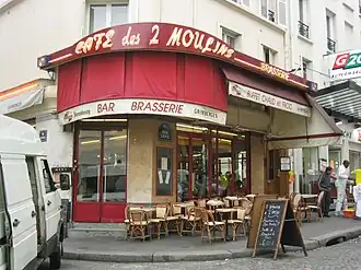 Le Café des 2 Moulins, au no&nbsp;15.