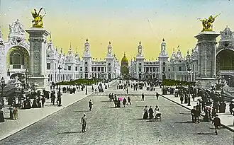 L'esplanade pendant l'Exposition universelle de 1900.