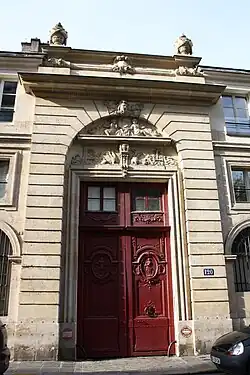 No&nbsp;120, domicile de François-René de Chateaubriand.