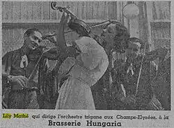 Lily Mathé à la Brasserie Hungaria, Paris, 11 avril 1937