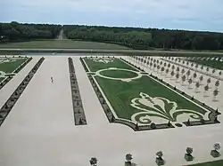 Après la réhabilitation des jardins à la française (2017)