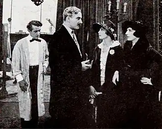 Description de cette image, également commentée ci-après