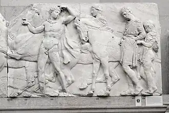 Parthénon. Frise Nord, plaque 47. Entre 442 et 438. Acropole. Marbre du Pentélique. Original