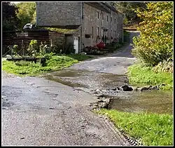 Passage à gué du ruisseau d'Ossogne