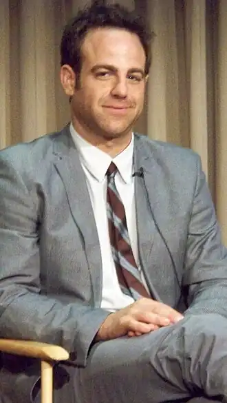 L'acteur incarnant Paul Kellerman : Paul Adelstein, en 2008