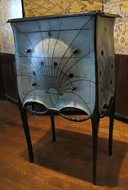 Commode (vers 1912), Paris, musée des Arts décoratifs.