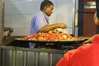 Bhaji en début de cuisson.
