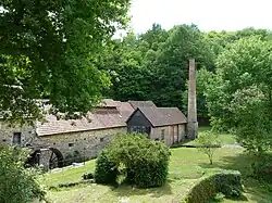 L'ancienne papeterie de Vaux.